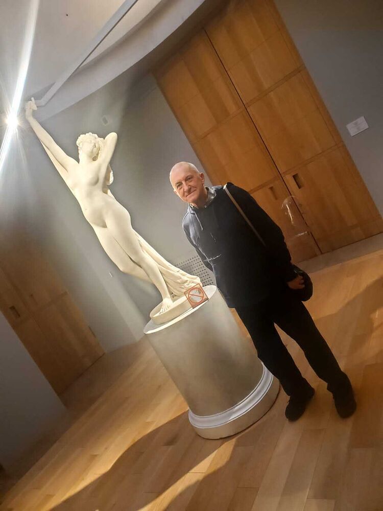  48575018  , 66 ,    -