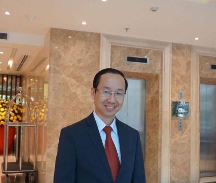   ,   Kwan, 42 ,   ,   