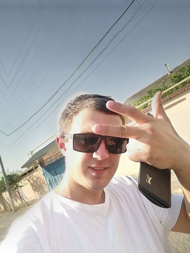  ,   KonstantiN, 35 ,   ,   , c 