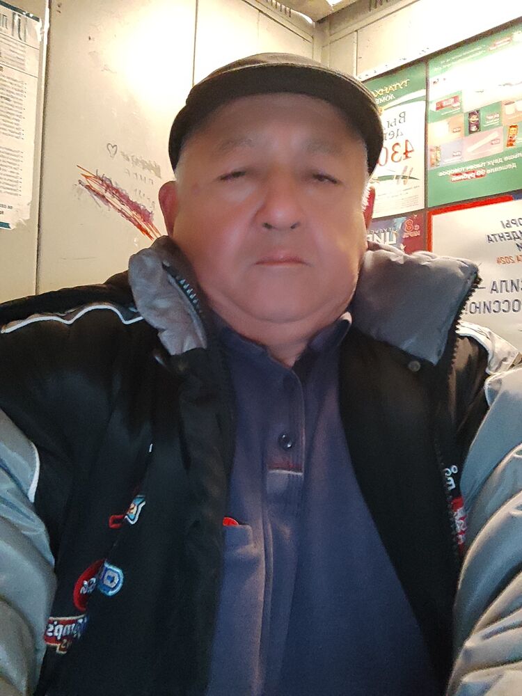  42559638  Erkinboe, 63 ,    
