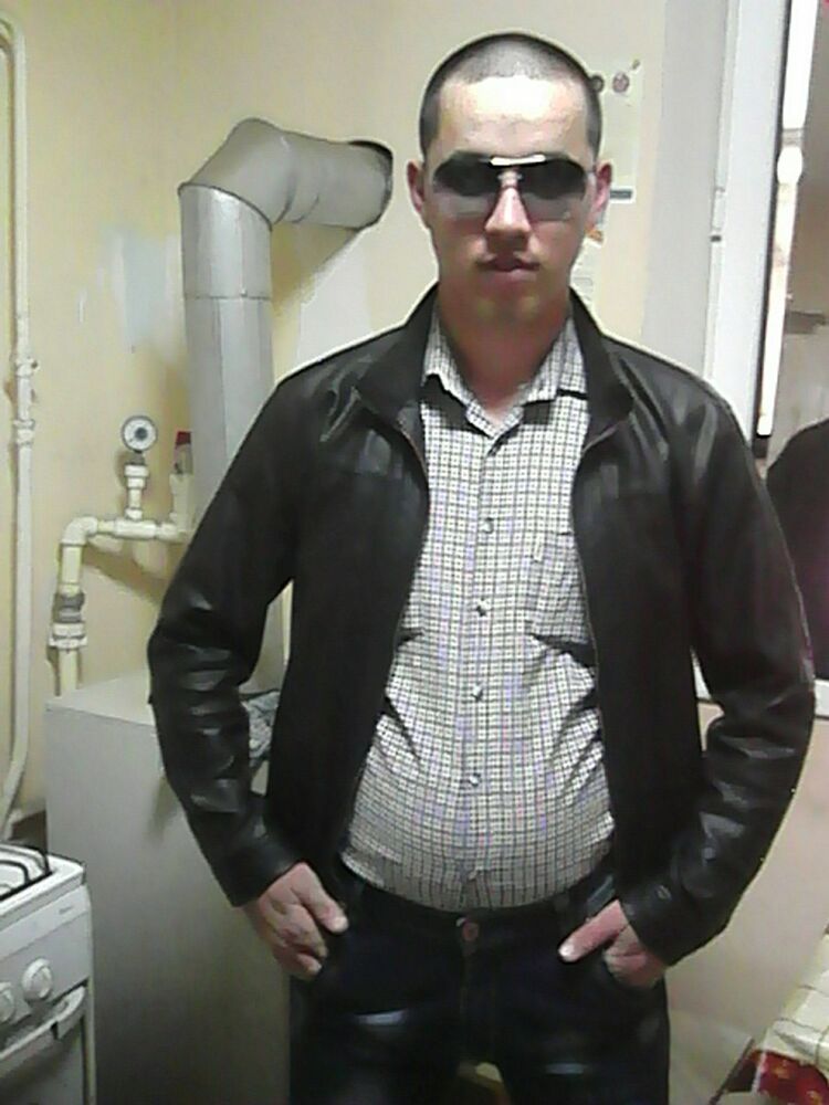  4303858  Sergazi, 36 ,    
