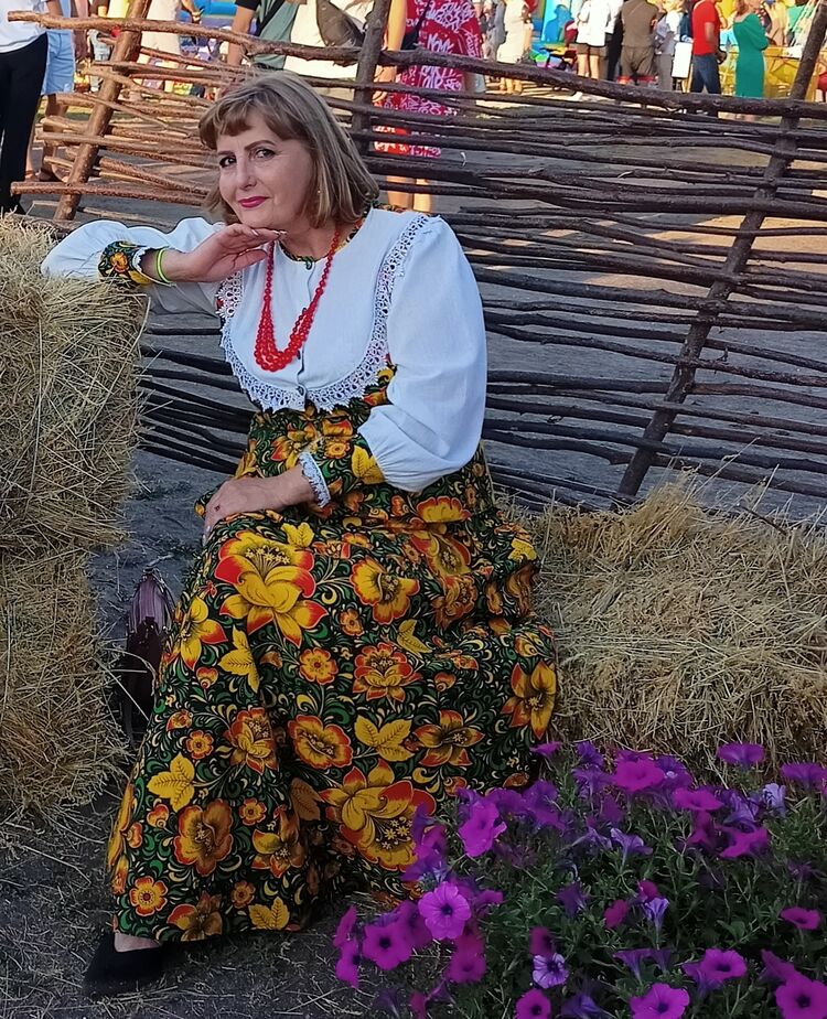  ,   Marina, 58 ,   ,   , c , 