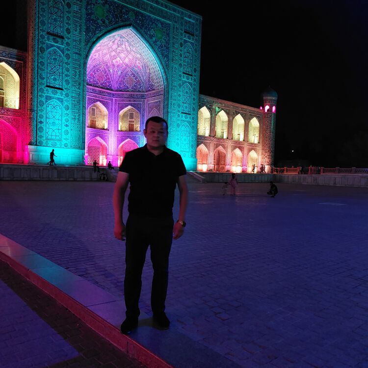  28189758  Azizbek, 33 ,    