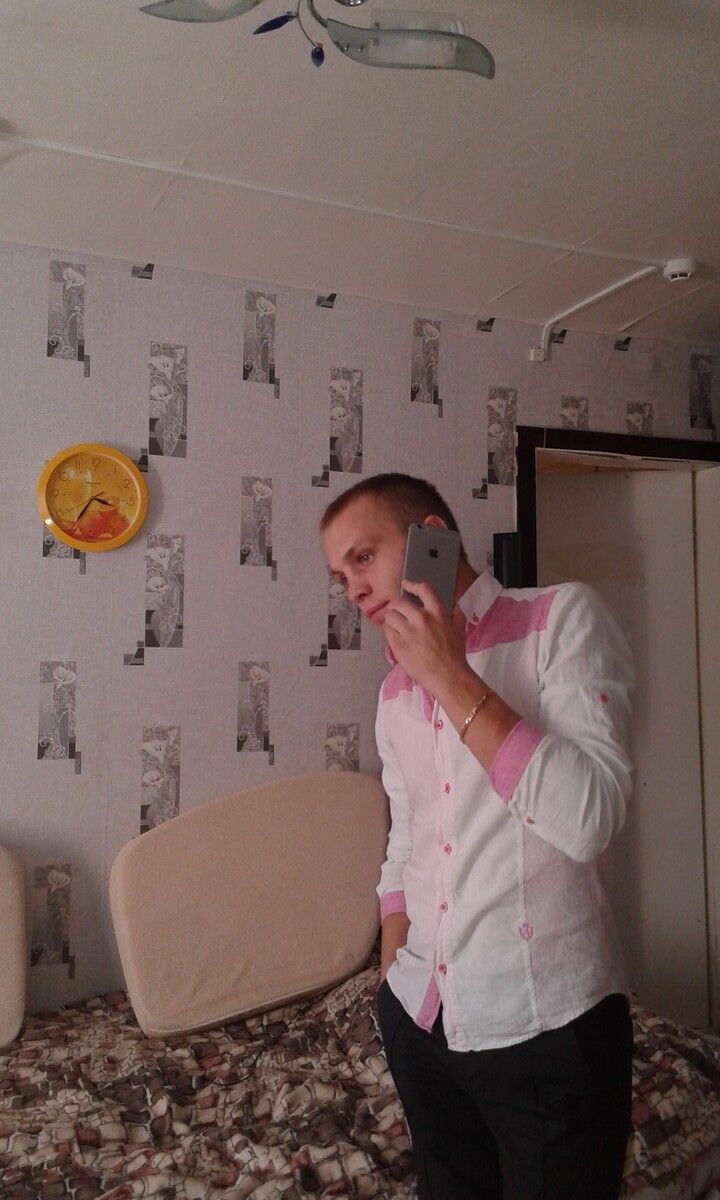  6859748  Alex, 37 ,    