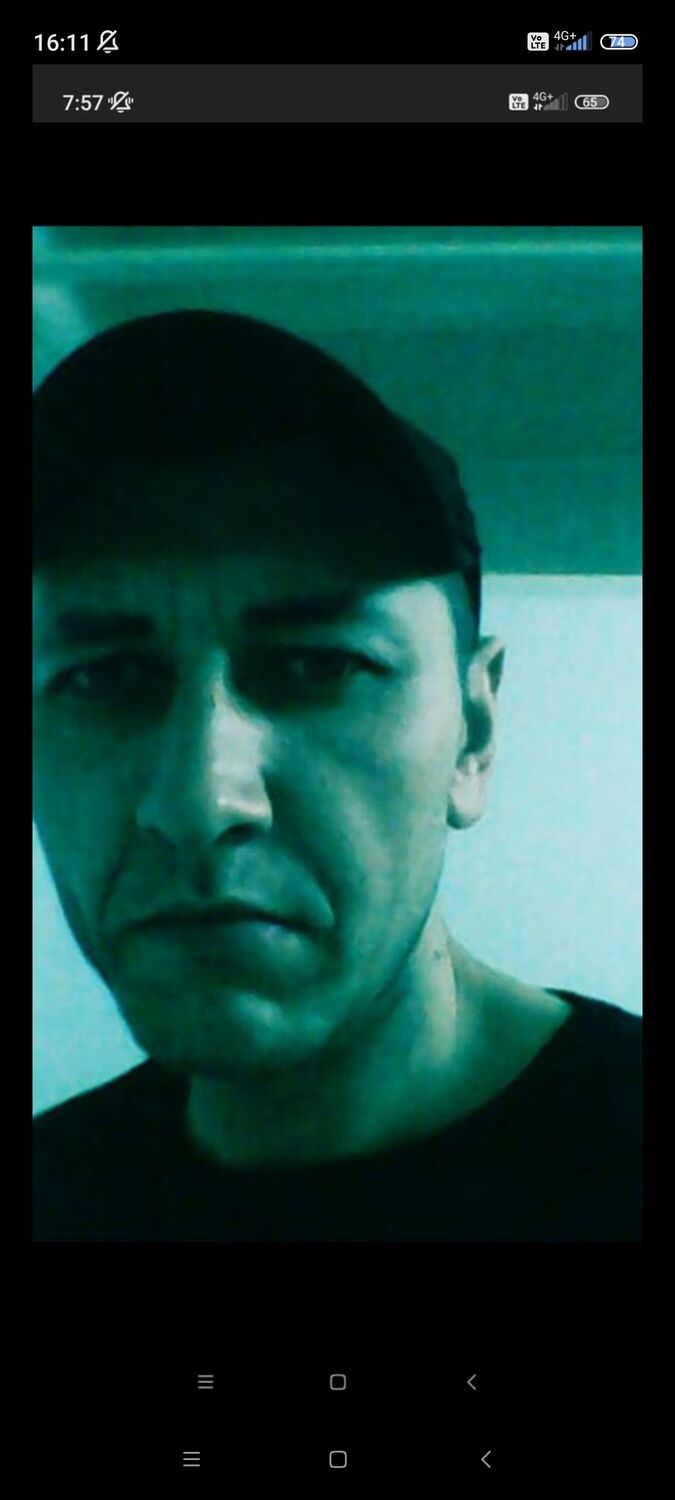  ,   Igor, 33 ,   ,   