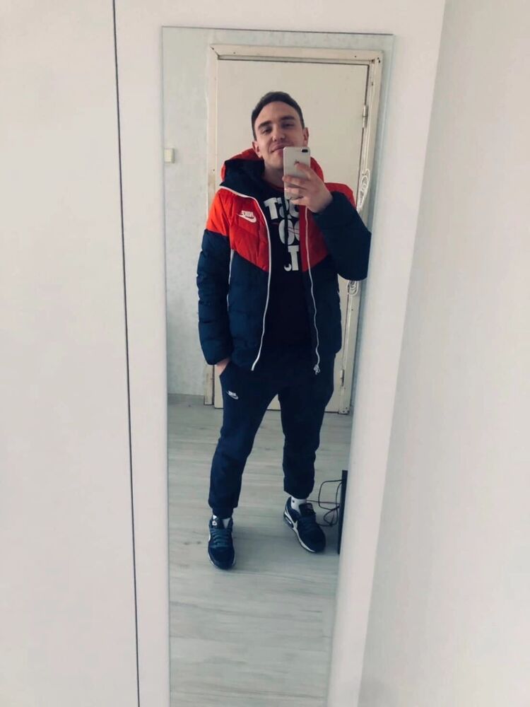  31693528  , 29 ,    -