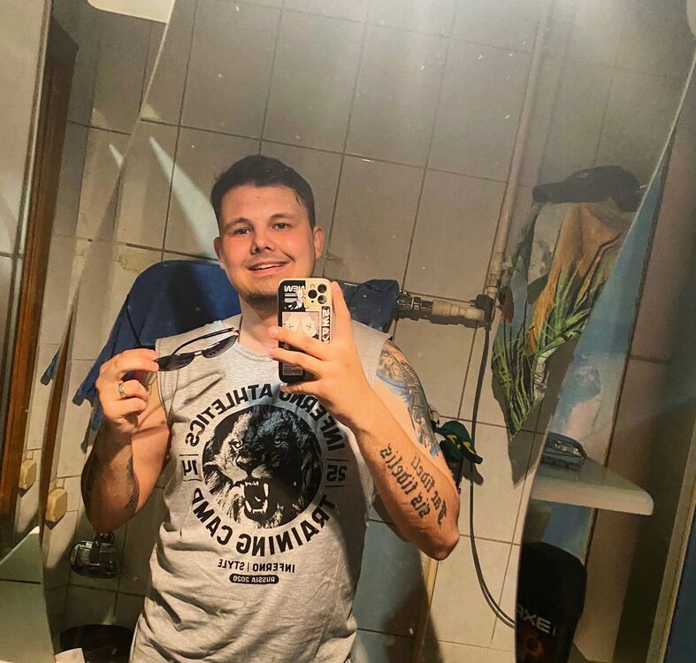  36442188  Nikolay, 30 ,    