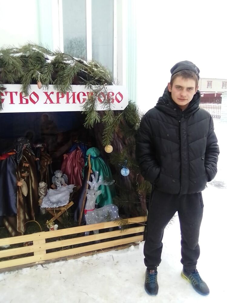  ,   Nikita, 22 ,   ,   
