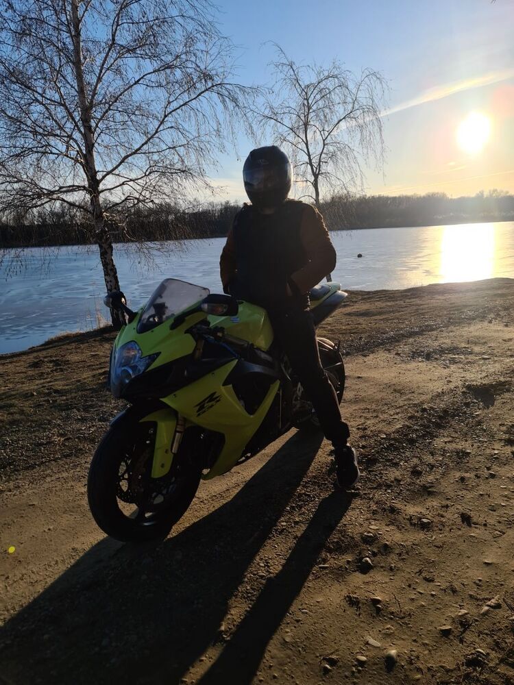 ,   Slavik, 31 ,   ,   
