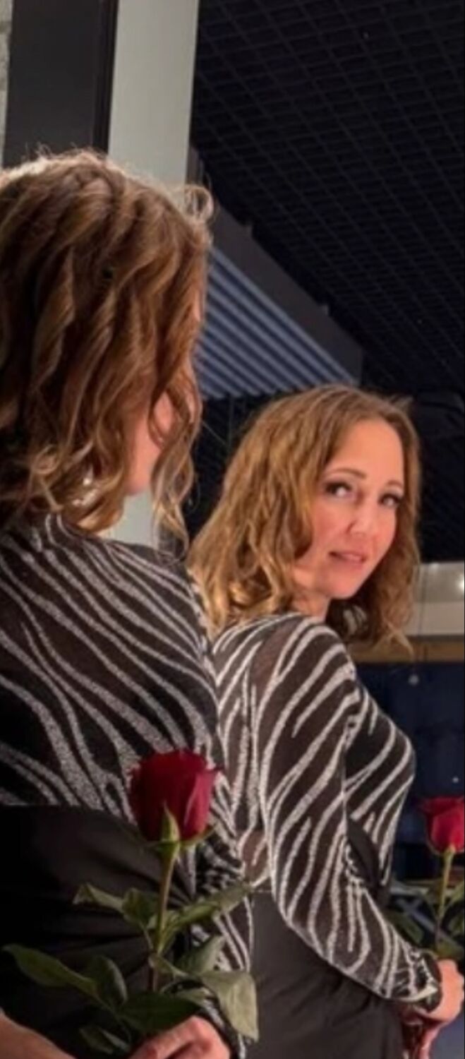  54418198  , 40 ,    -