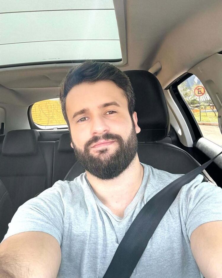  53730008  , 37 ,    Kuta