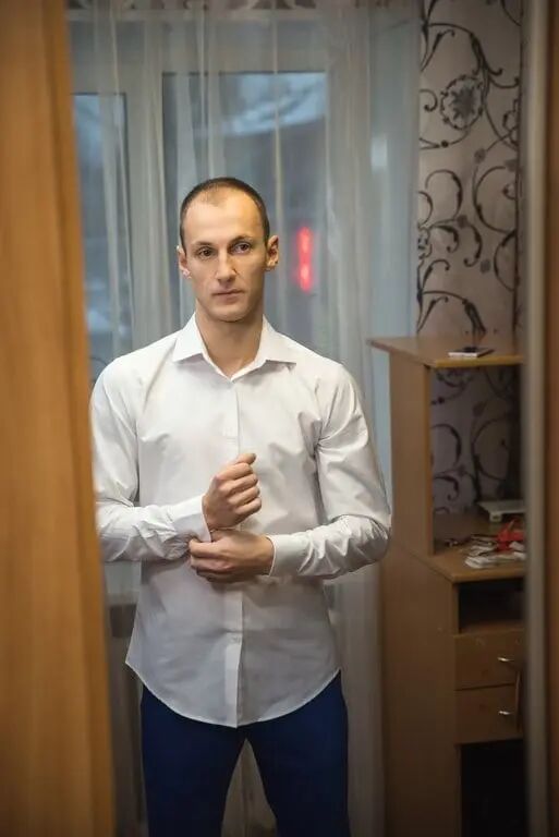  29083198  Denis, 35 ,    