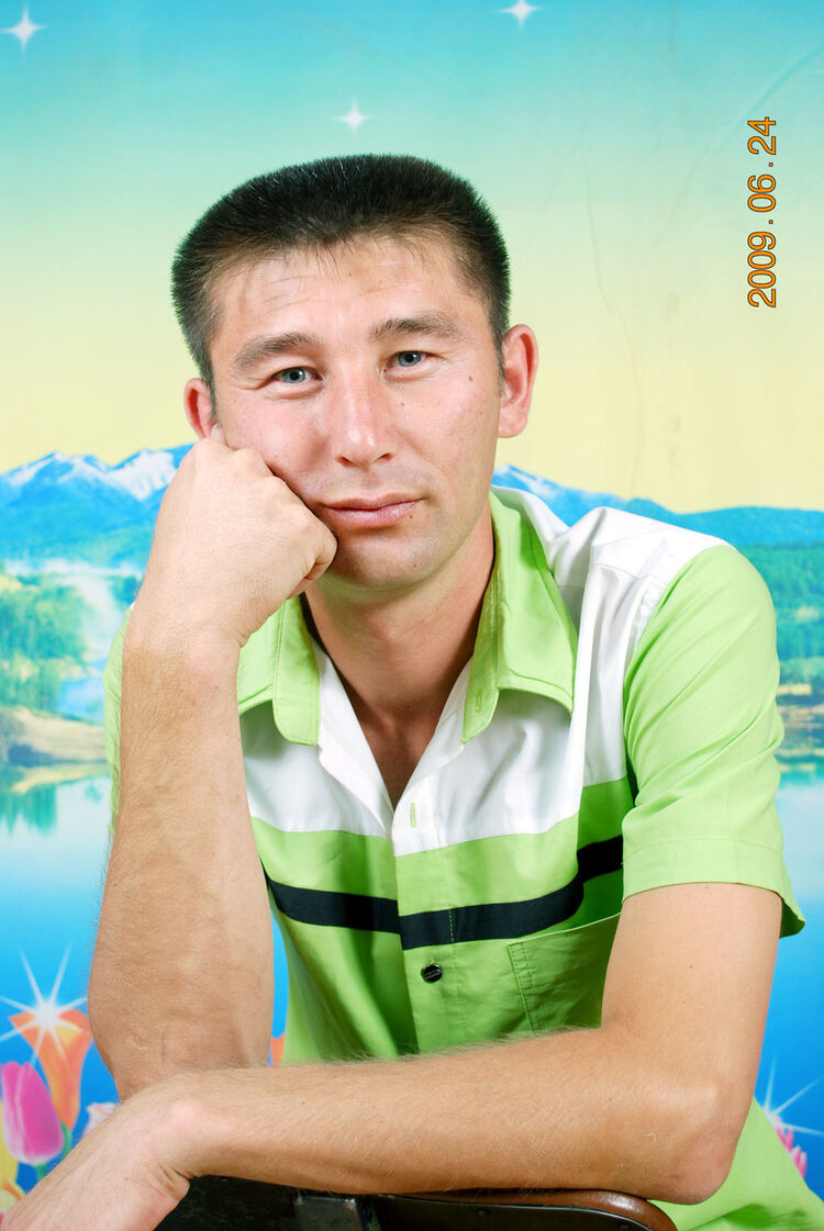  ,   Maksat, 43 ,   