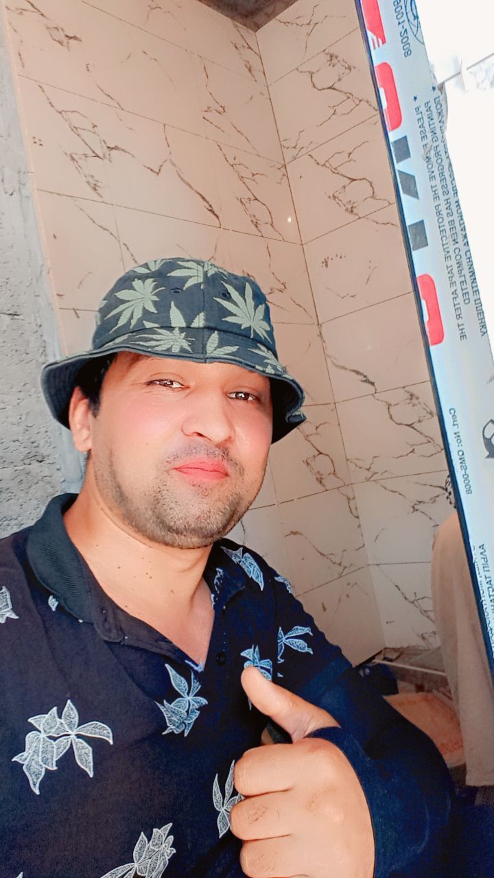  45384278  Raxmatillo, 32 ,    