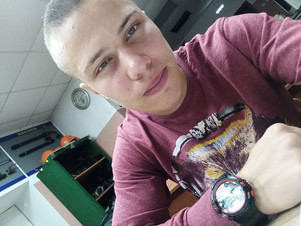 36761218  , 25 ,    