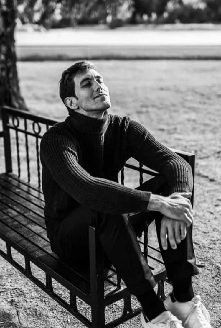 ���� 25611008 ������� �����, 33 ����, ���� ���������� � �����-����������