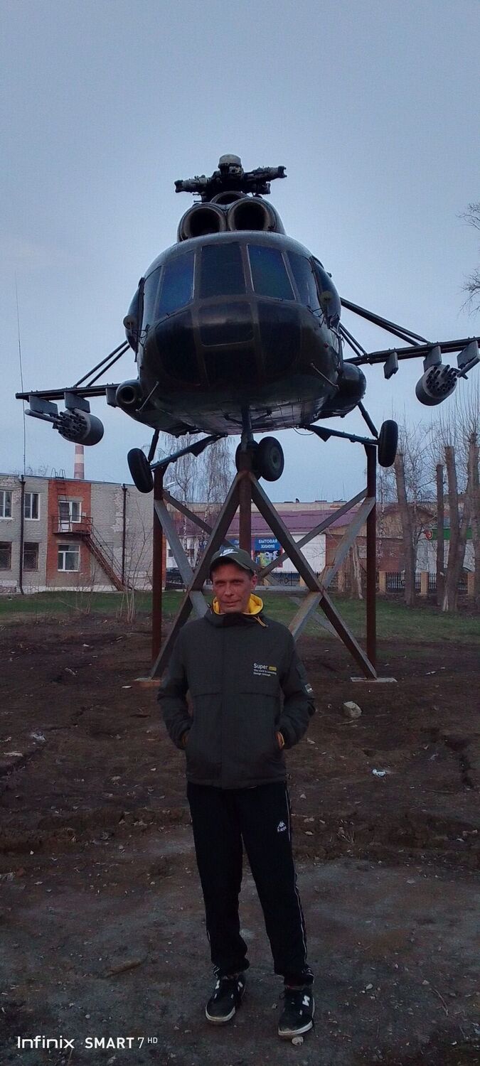  ,   Oleg, 41 ,   ,   