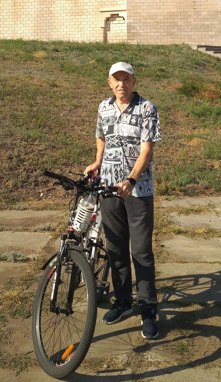  23795398  Kolya Ya, 71 ,    