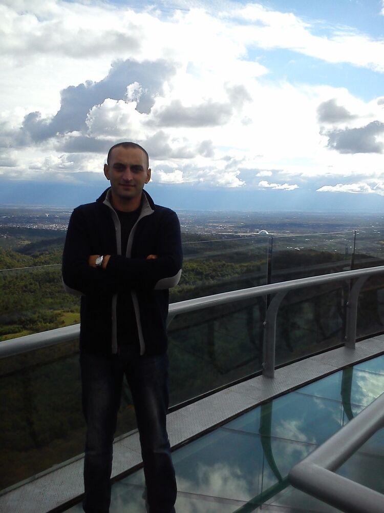  ,   Irakli, 42 ,   ,   , c 