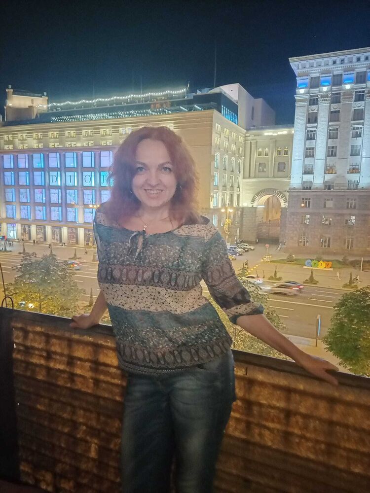 ,   Nela, 45 ,   ,   