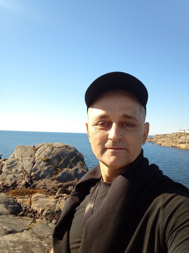  Asker,   , 44 ,   ,   