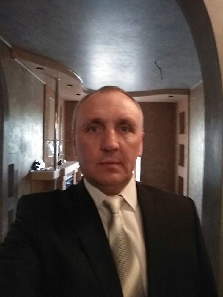  19813388  Vladimir, 53 ,    