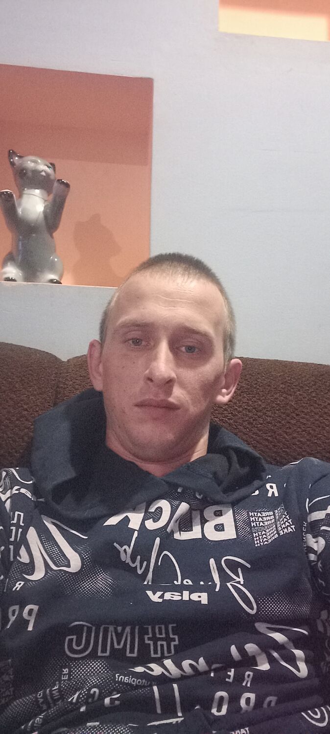  40869688  , 31 ,    