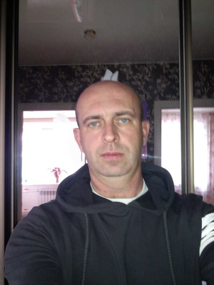  ,   Paul, 45 ,   ,   , c 