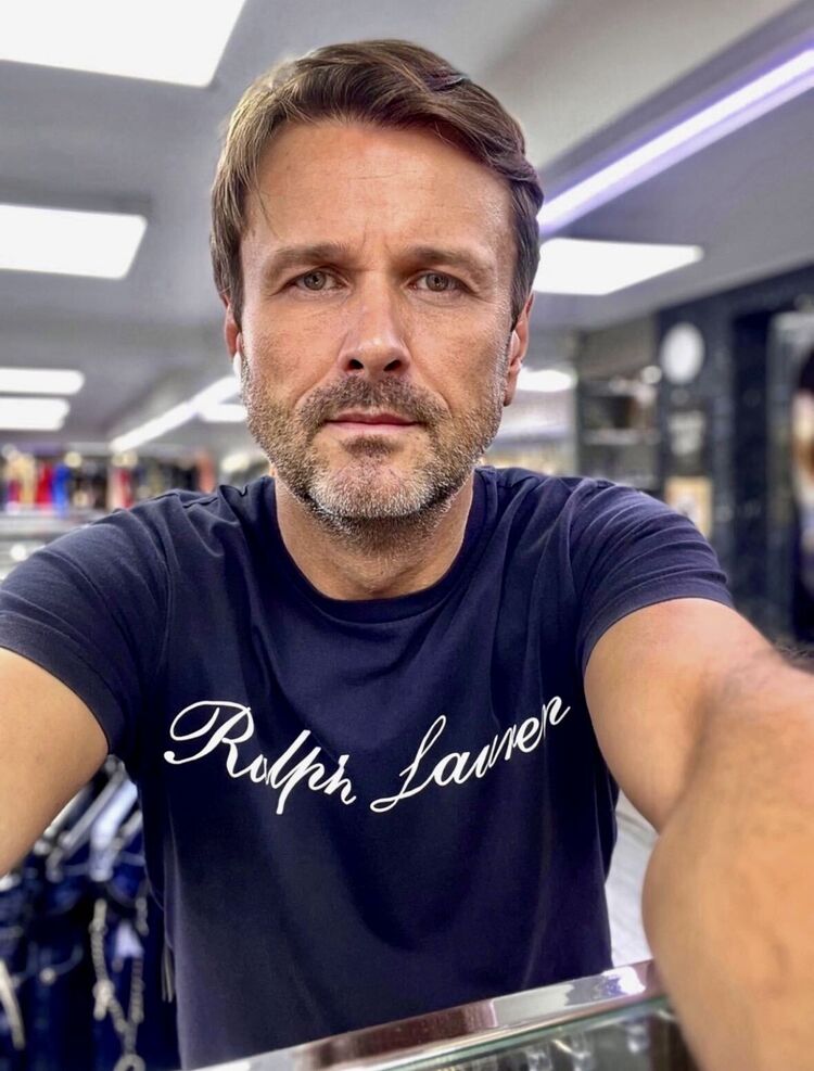 ���������� �������, ���� ������� MARTIN, 39 ���, ������������ ��� ������, ����� � ���������