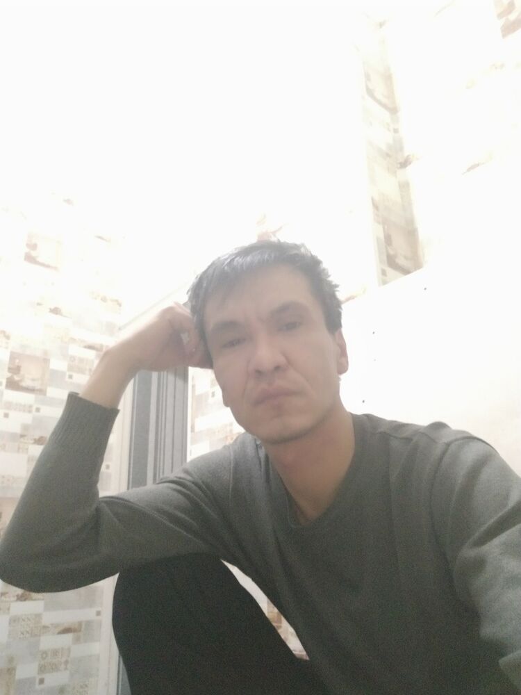  ,   Erik, 43 ,   ,   , c 