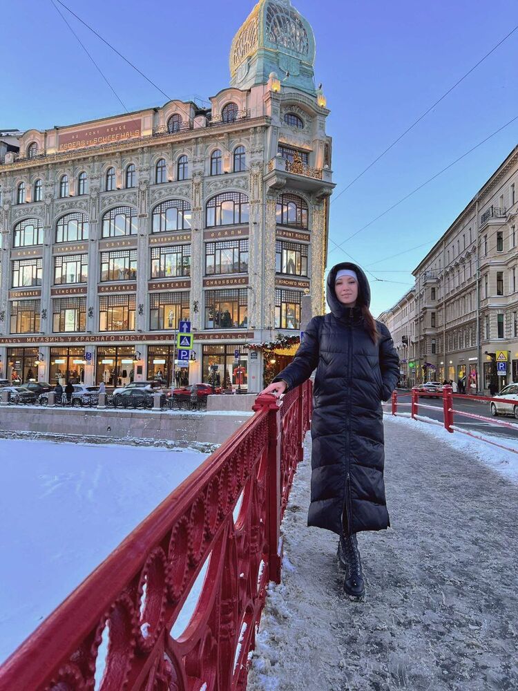  53210558  , 38 ,    -