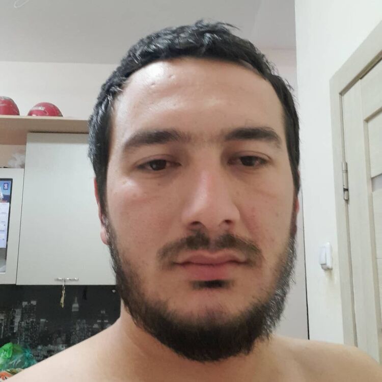  27419938  Muhammad, 32 ,    