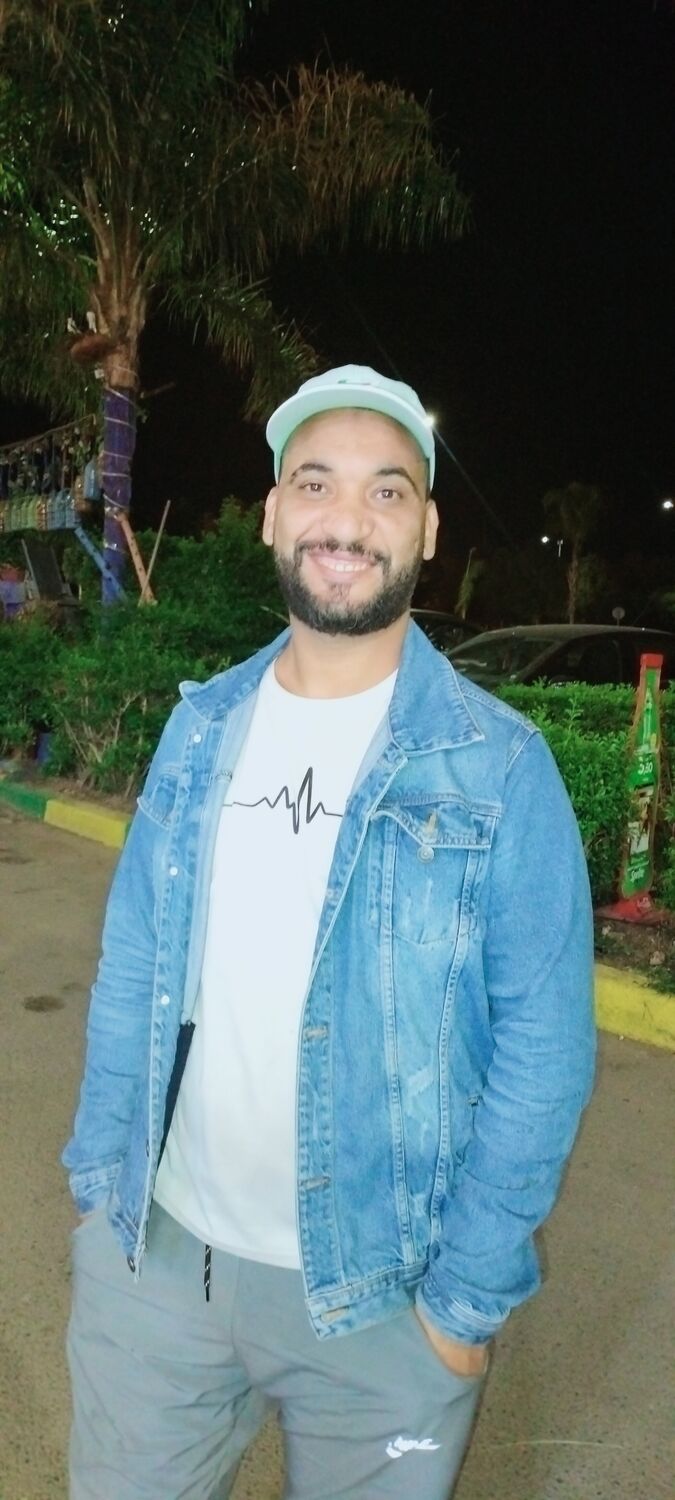  54818828  Rerk, 32 ,    