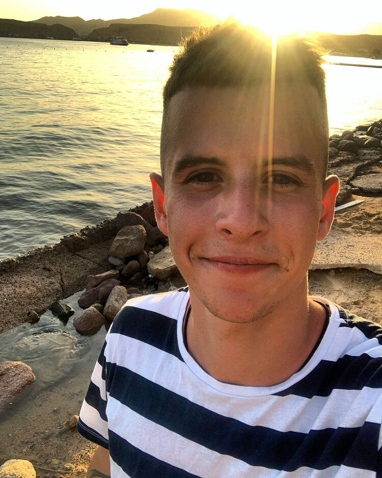  ,   , 27 ,   ,   
