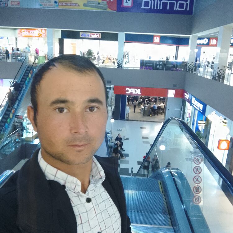  46991788  Sayidbek, 28 ,    