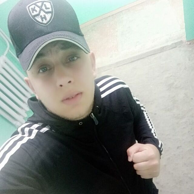  30564448  Vladislav, 26 ,    