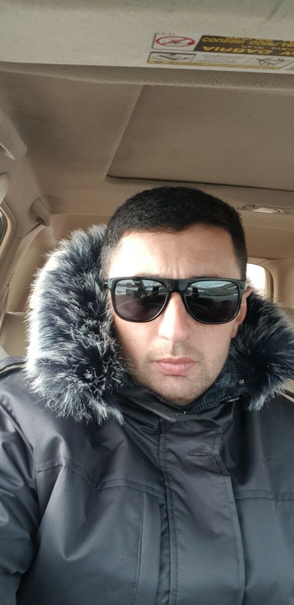  18688858  Egor, 33 ,    