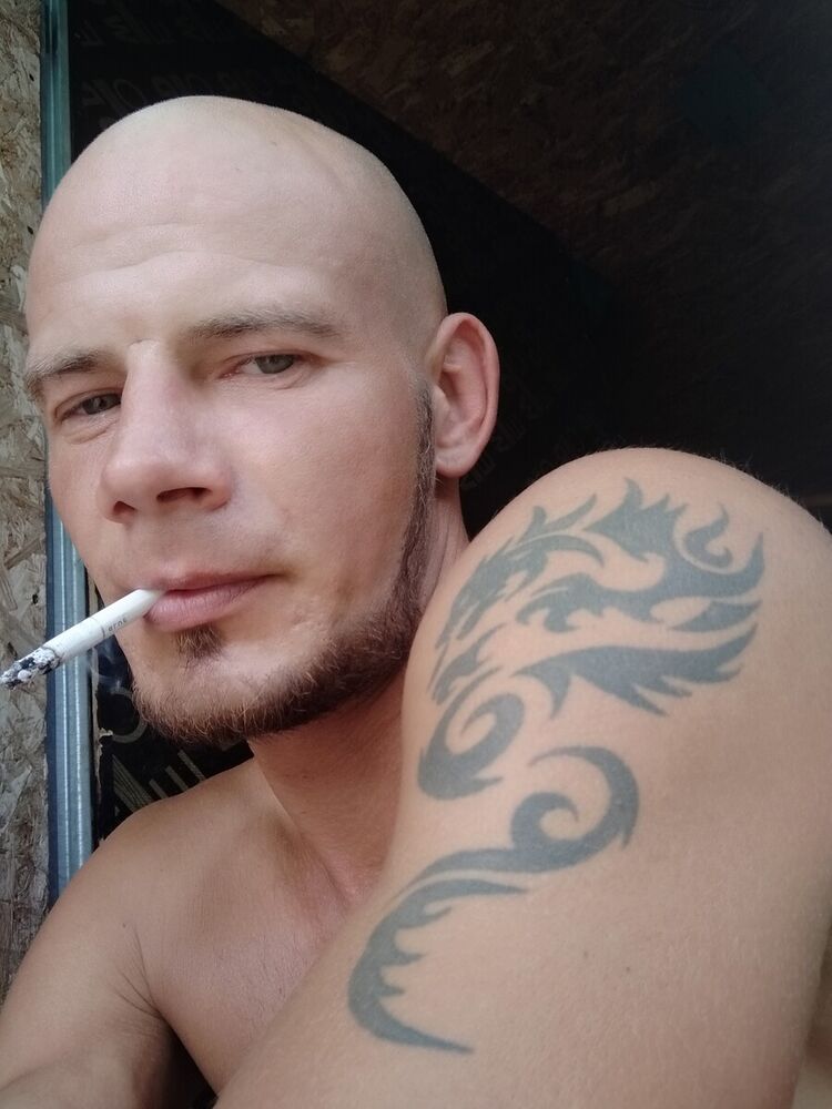  20980738  , 37 ,    
