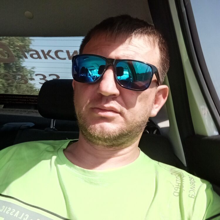  46602228  , 37 ,    