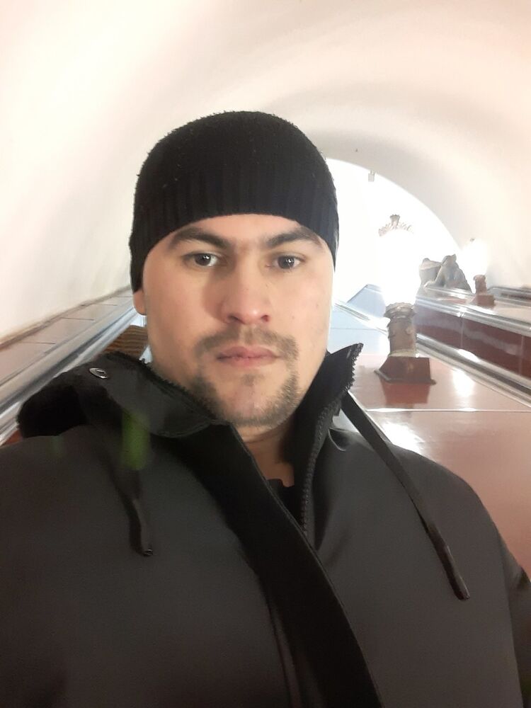  18763468  Ziyodulla, 32 ,    