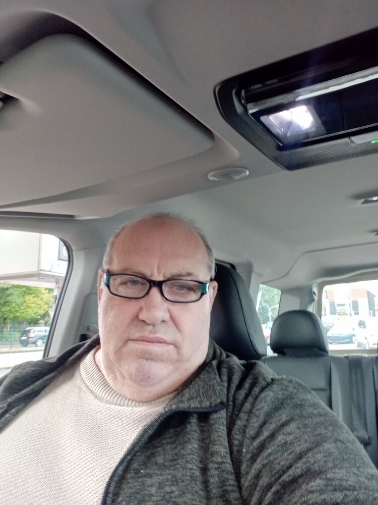  50560528  Vladimir, 63 ,    Gottingen