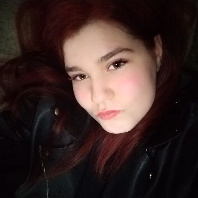  ,   Kristina, 21 ,     , c 
