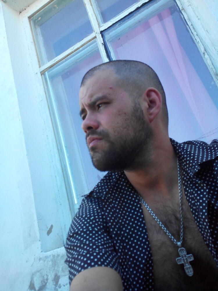  4414788  Andrei, 47 ,    
