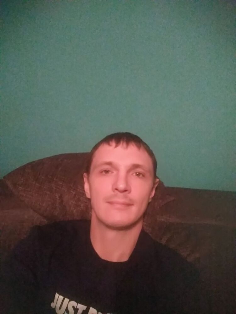  19221738  , 44 ,    