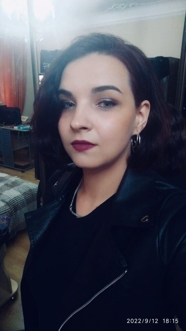  48048968  , 31 ,    