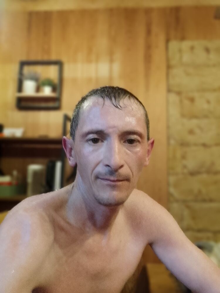  44855378  , 42 ,    