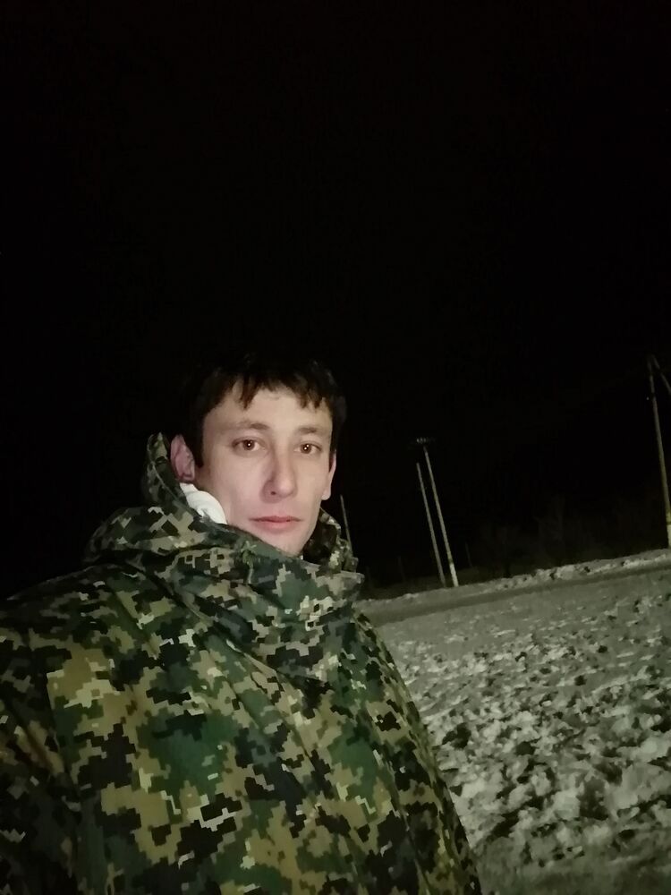  ,   Jasik, 33 ,   ,   