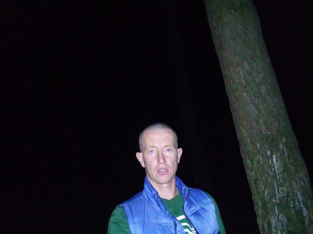  ,   Anton, 40 ,   