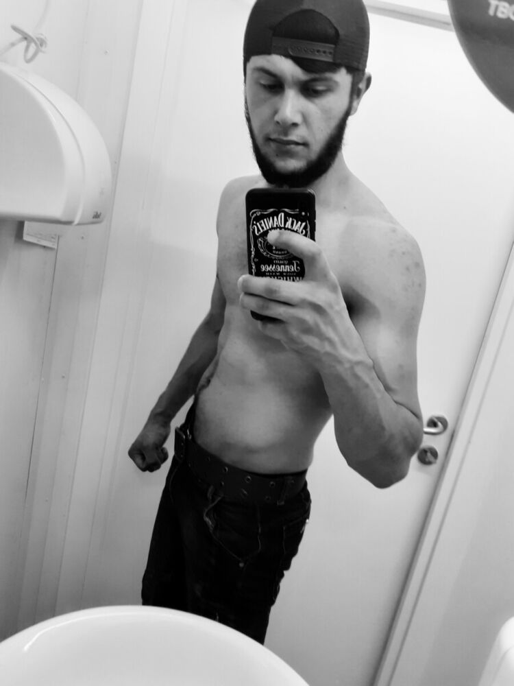  20806258  Baha, 27 ,    -
