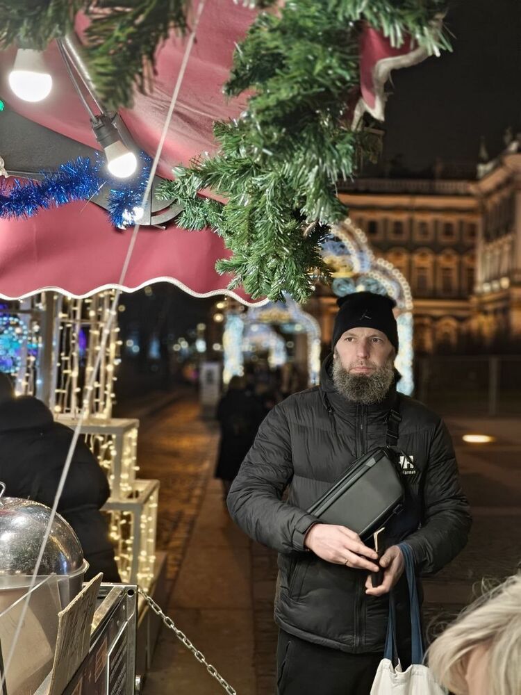  54342868  , 40 ,    -